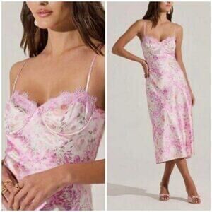 ASTR the label pink floral dress